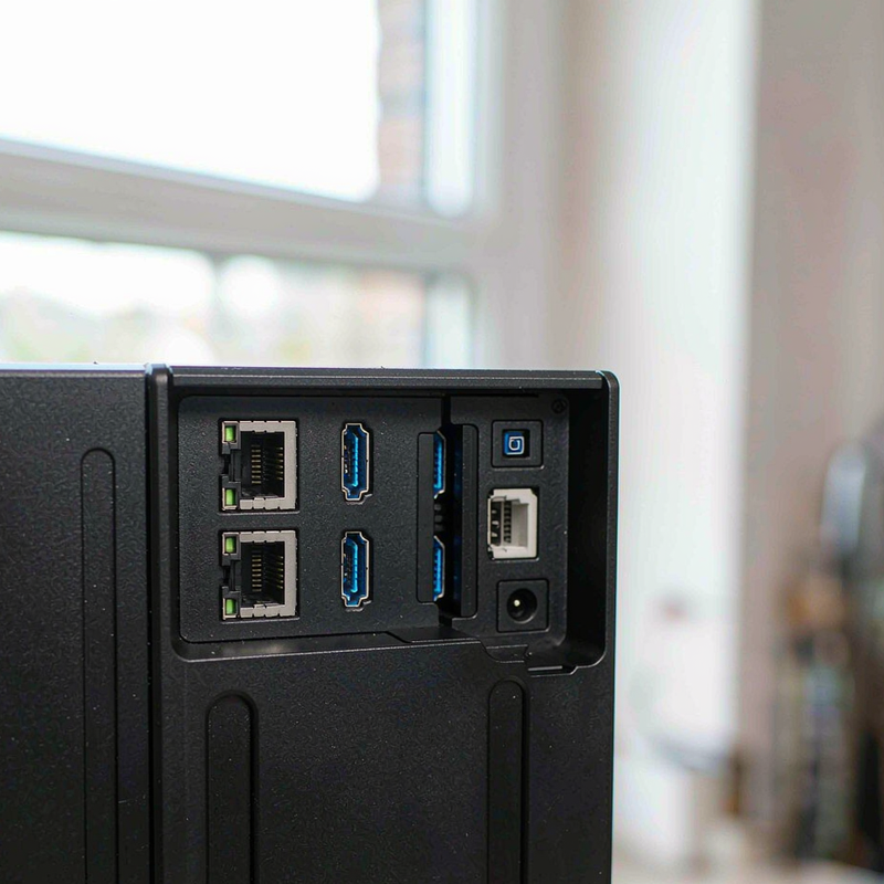 Dual Ethernet and USB4 ports on the rear of the Getorli GT105