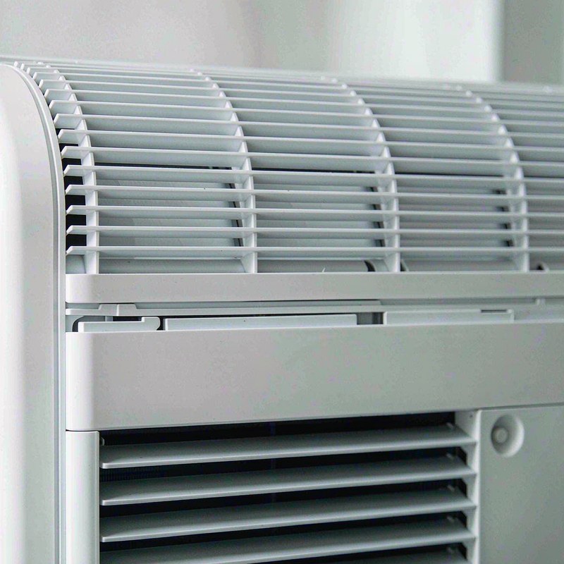 Detail view of the DELLA Optima Series 23000 BTU Mini Split AC with Soft Airflow, Hyper Heat Down to -13°F, Up