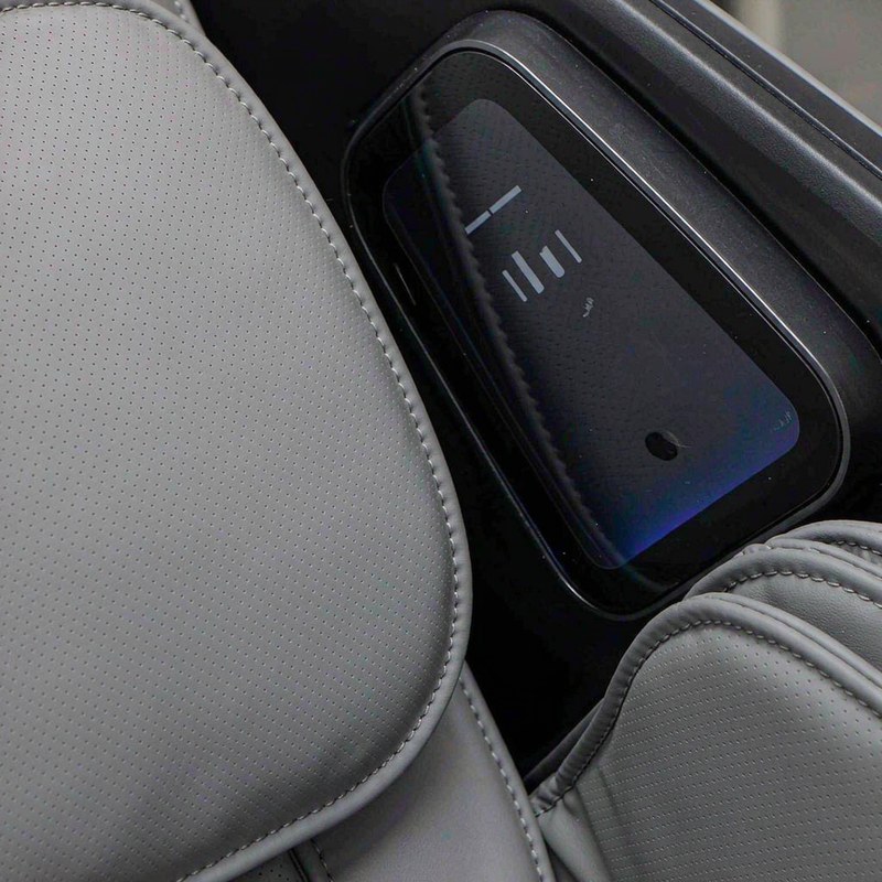 Detail view of the Massage Chair Full Body and Recliner, Zero Gravity Massage Chairs, 10 Fix Rollers, Airbags,