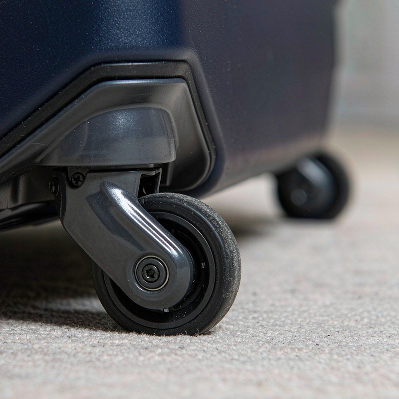 Detail view of the LEVEL8 Trunk Luggage 28 Inch, Large Suitcase with Spinner Wheels, Navy