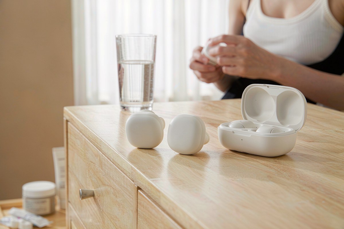 eufy Heated Massage Wearable Breast Pump S2 Pro, Charging Case from eufy Security