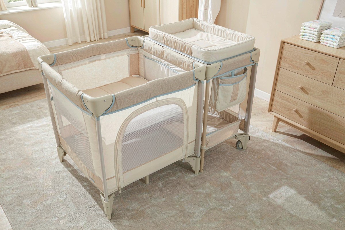 GAIVE Baby Bassinet, Pack and Play, Bedside Crib Sleeper, Diaper Changer from GAIVE